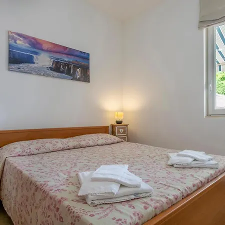 Holiday home Sarino *