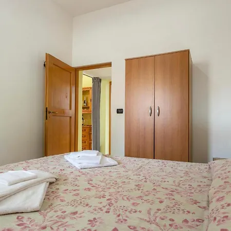 Holiday home Sarino *